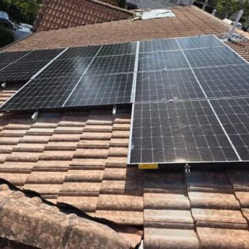 5.72kW System with FOX ESS 32.62kWh Battery Pack Installed in Riverview - Image 1