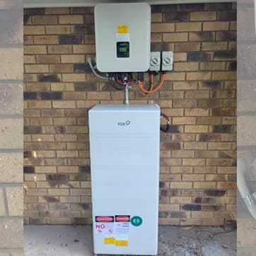 8.8kW System with FOX ESS 41.93kWh Battery Pack in Loganlea - Image 1