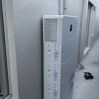 13.3kW Solar PV System with GoodWe ESA 32kWh Battery Pack installed in Heathwood - Image 2