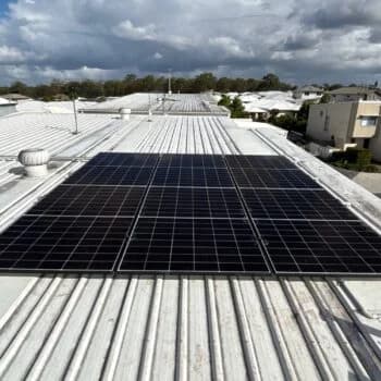 6.6W System with GoodWe ESA 41.6kWh Battery Pack installed in Doolandella - Image 5